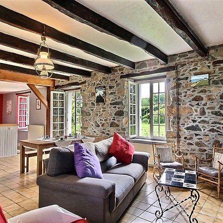 Holiday Home Le Gite De Kerneuil Gommenecʼh エクステリア 写真
